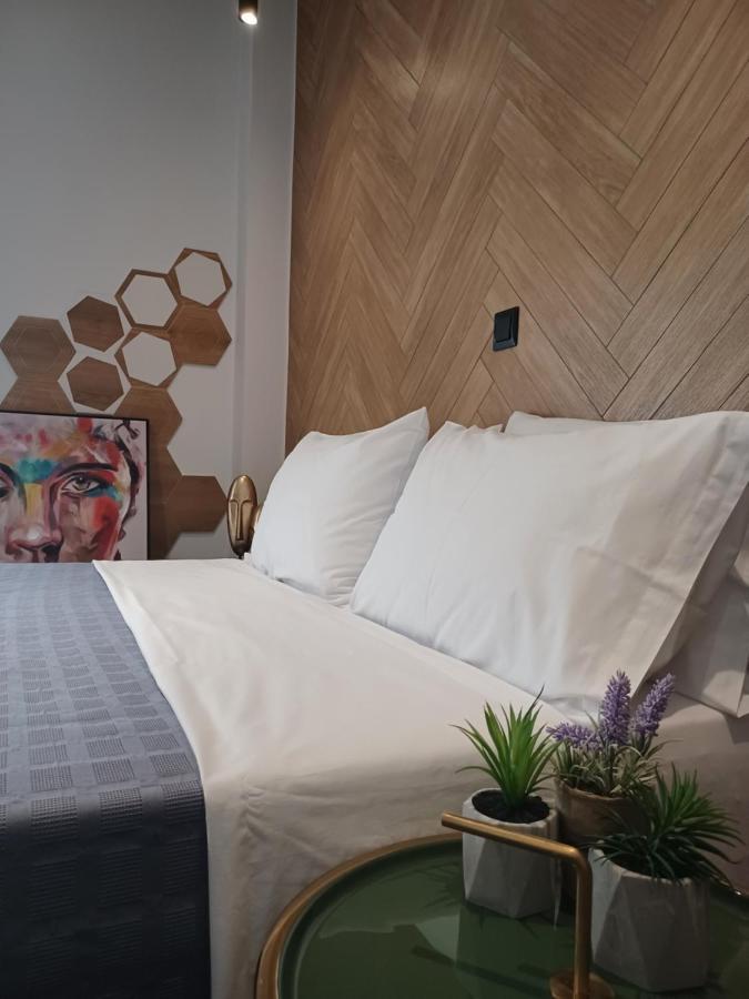 Sroom Apartment Mesolóngion 外观 照片