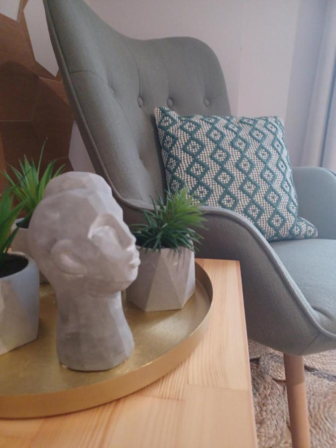 Sroom Apartment Mesolóngion 外观 照片