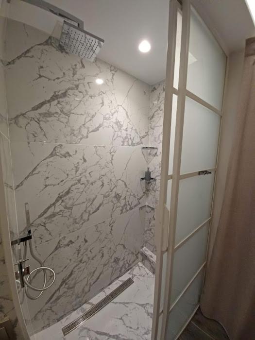 Sroom Apartment Mesolóngion 外观 照片