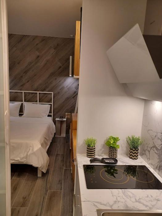 Sroom Apartment Mesolóngion 外观 照片