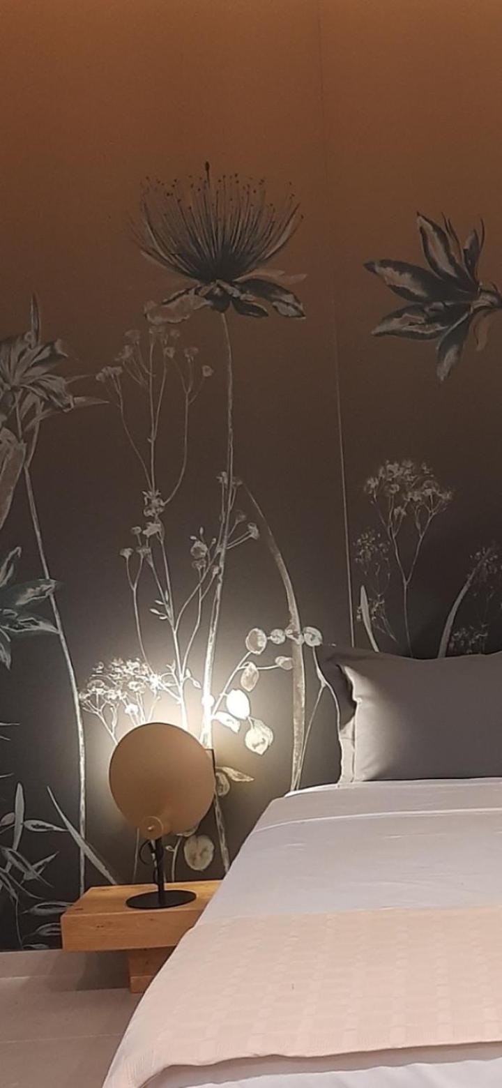Sroom Apartment Mesolóngion 外观 照片